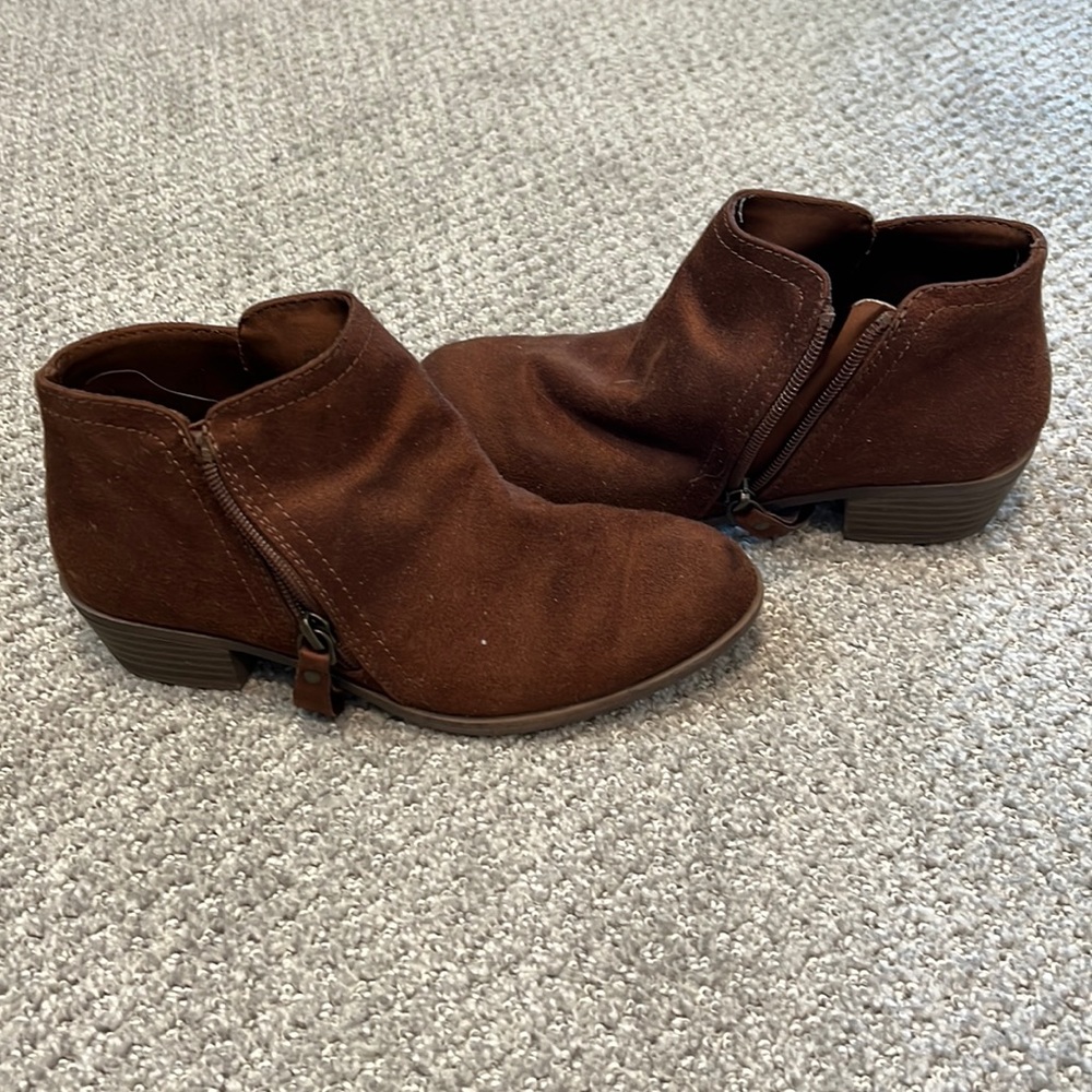 Brown zippered booties